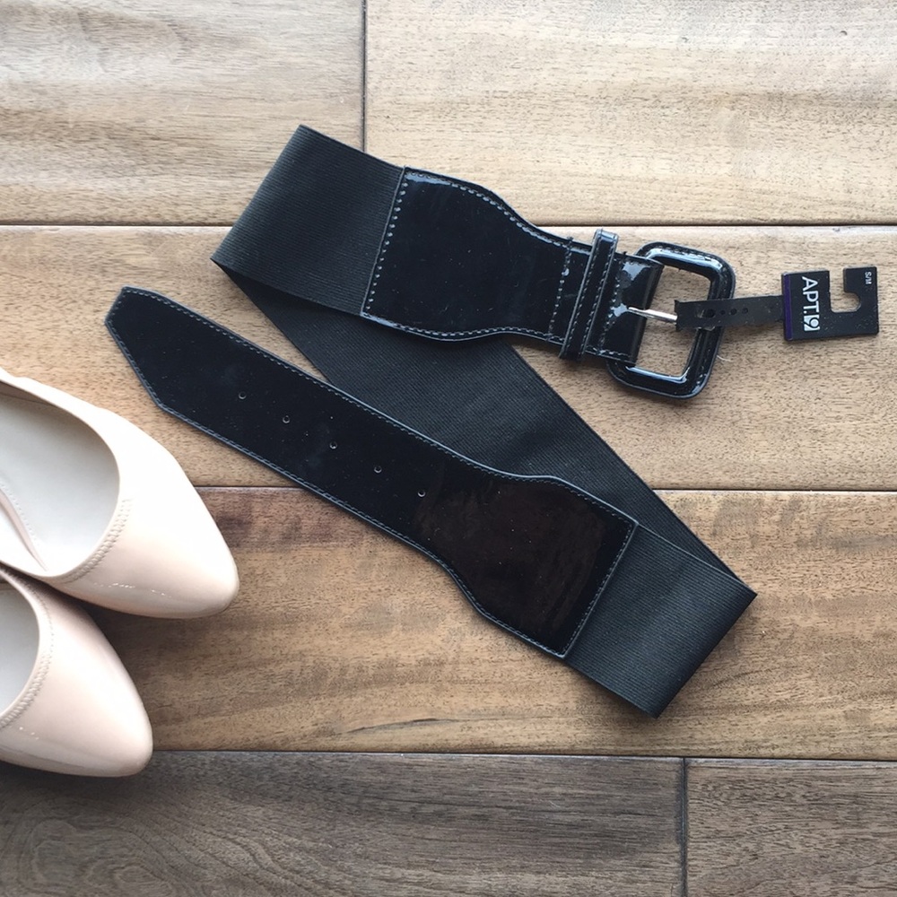 Large elastic belt in black